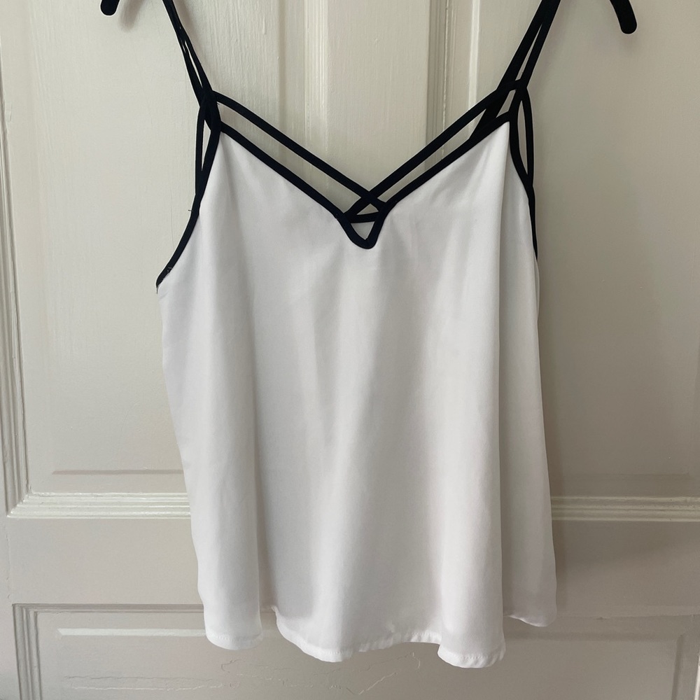 Brandy Melville White Top